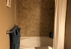 Others 5 Luxury Lakefront Rooms