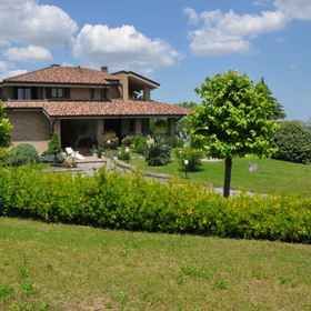 Primary image 1 บีแอนด์บี ติตตี้, โรงแรม & ที่พัก Monte Rinaldo