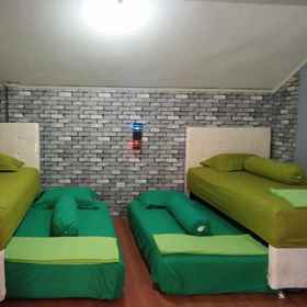 Primary image 1 Pondok Oma Surf Simeulue, Khách sạn Cảng Bốc Xếp Hàng Hóa Đường Biển Sinabang