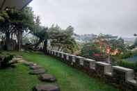 Lain-lain Villa Beverly Hills Puncak for 50 pax