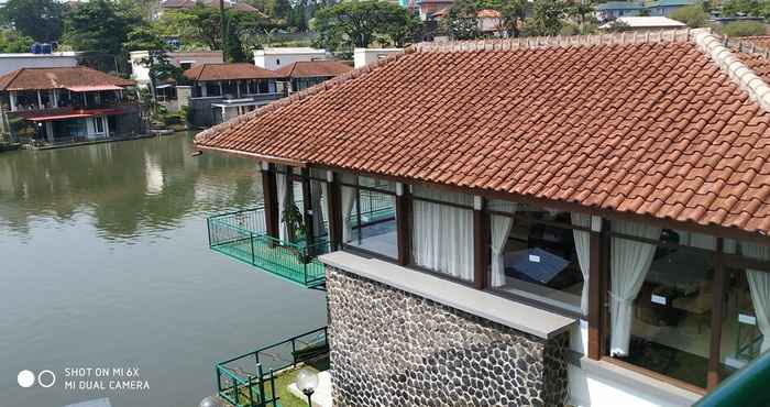 Others Villa Pinggir Danau Puncak for 30 pax