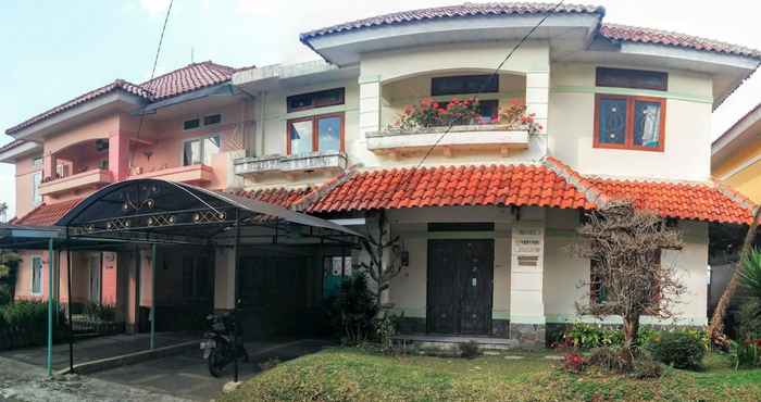 Lainnya Villa Anvil Cipanas 4 Bedroom for 25 pax