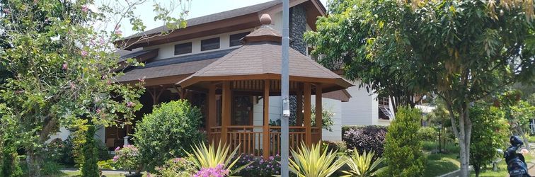 Others Villa Bumblebee 2 – Little Venice Puncak