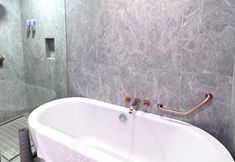 Others 3 Jingjiang International Hotel