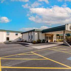 Primary image1新哈特福德 - 由提卡凱藝套房飯店,尤蒂卡大学飯店