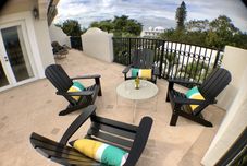 其他 3BR Home wRooftop by Ideal Experience VR