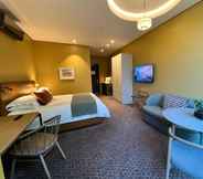 Others 3 Home Suite Hotels Rosebank