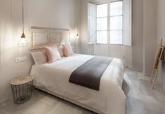 Others 2 Romantic Apartment