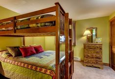 Others 4 Updated 2br  With Mountain Views 2 Bedroom Condo - No Cleaning Fee! by RedAwning