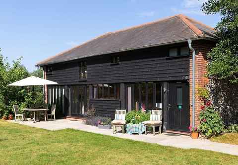 Lainnya Lackford Lakes Barns