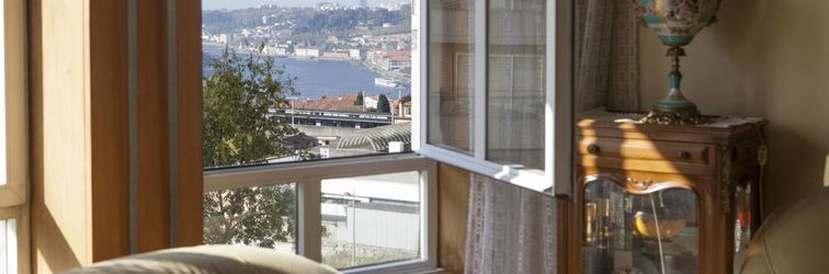 Others Avenida Apartment by MP