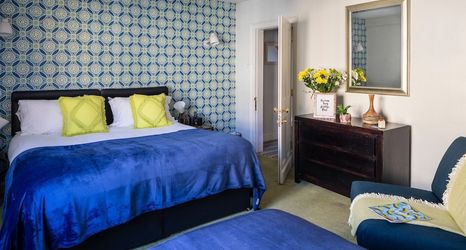 Others 2 Dream Stays Bath - Trim Street Townhouse with Hot tub