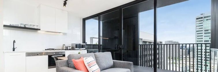 อื่นๆ Saint Domain