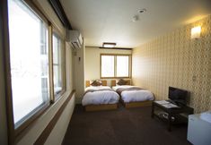 Others 3 Nomad Hakuba