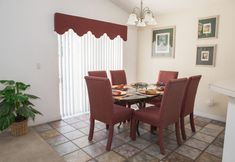 Khác 4 Westridge 1007