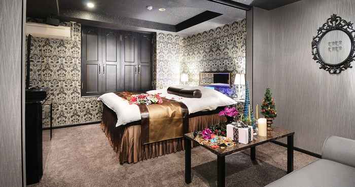 Others ishidu hotel blan chapel christmas - Adults Only