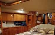 Lain-lain 2 Sorrento Holiday Charter