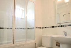 Others 6 Important Group Turqouise Homes Beryl