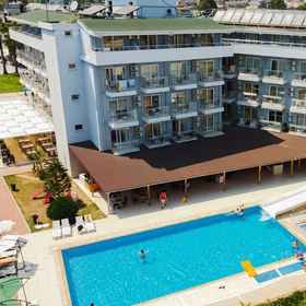 Primary image1莫那羅薩海灘度假飯店,Balmy Beach resort飯店