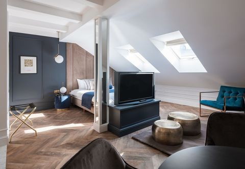 기타 Central Palace