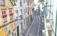 อื่นๆ 5 Apartment With Yard in Alfama