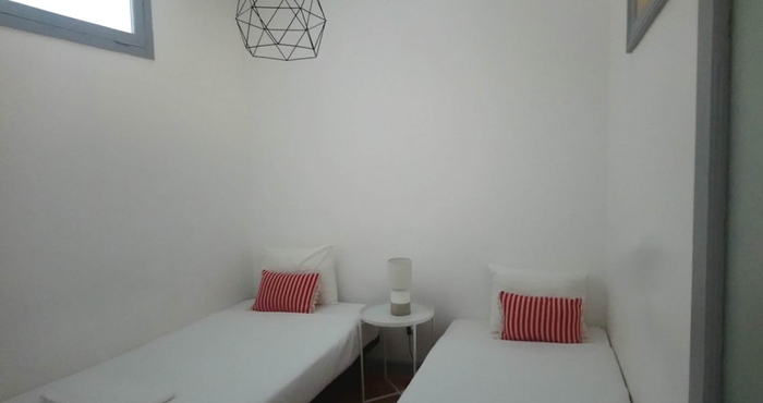 Lainnya Stunning Apartment With Yard in Alfama