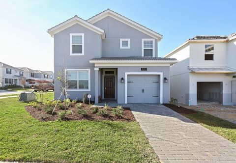 Others Adorable Vacation Single Home with Private Pool CG1592