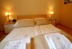 Others 3 IRS ROYAL APARTMENTS Mlyniec