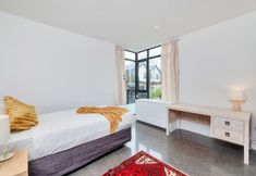 Lain-lain 4 Wonderful Hobsonville Three Bedroom Home