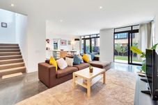 Lain-lain Wonderful Hobsonville Three Bedroom Home