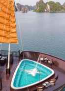 Primary image Du thuyền Genesis Regal Cruise