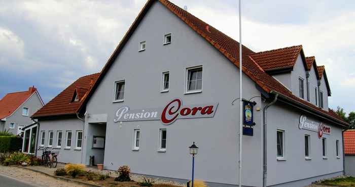 Lainnya Pension Cora