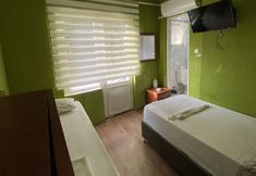 Others 6 Gold Coast Hostel