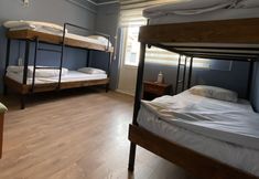 Others 3 Gold Coast Hostel