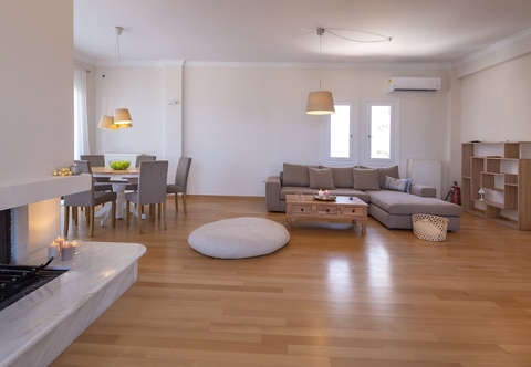 Lain-lain Rhea - Glyfada Sea View Apartment