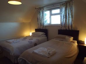 Lain-lain 4 Commodore