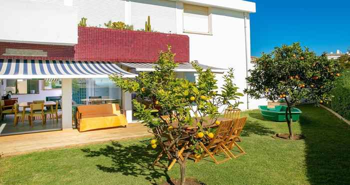 Others C12 - Sunshine Luz House by Dreamalgarve