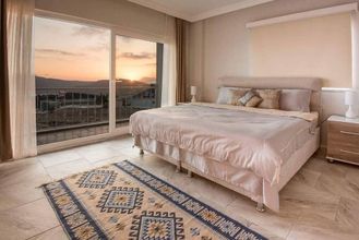 기타 4 Villa Charm by Lycia Collections