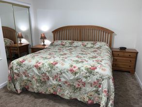 其他 4 Whispering Pines 524