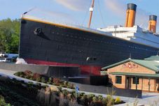 Others Whispering Pines 552