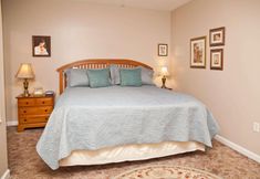 其他 4 Whispering Pines 514