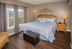 Lainnya 6 Whispering Pines 541