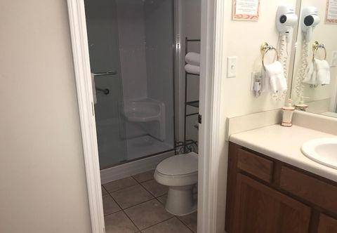 Others Whispering Pines 611