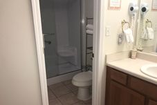 อื่นๆ Whispering Pines 611