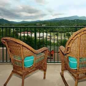 Primary image 1 4002 빅 베어 리조트, Pigeon Forge 호텔