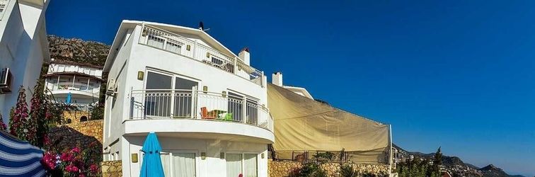 Others Villa Zumrut 4 by Lycia Collections