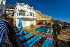 Others Villa Zumrut 4 by Lycia Collections