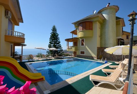 기타 Emre Bektas Vilları 3