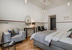 Others 2 PRG Trendy Central APT by Michal&Friends