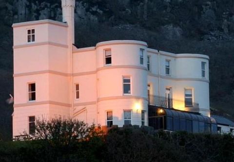 Lain-lain Tyr Graig Castle